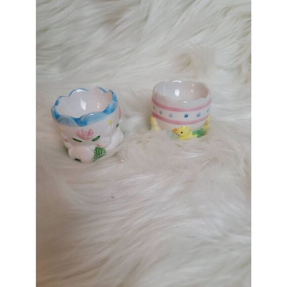 2 Ceramic Easter Egg Holders - Picture 1 of 2